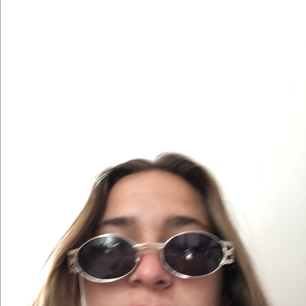 Meet your Posher, Grace